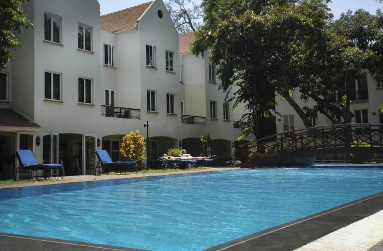 Arusha Hotel pool